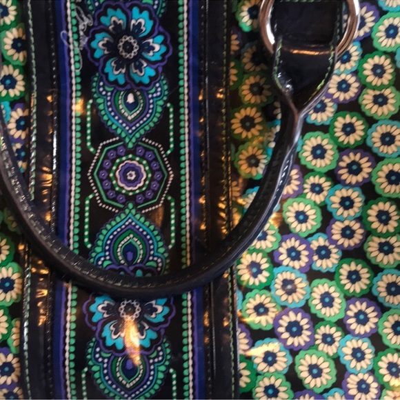 NWOT Vera Bradley small duffle
Frill Collection - Picture 2 of 7